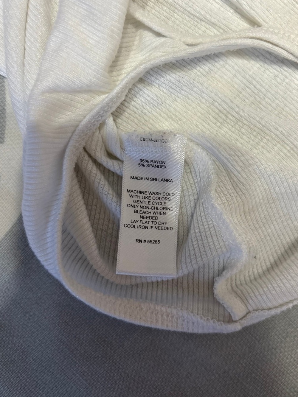 Express White Off-The-Shoulder Ruffle Bodysuit - Picture 6 of 6